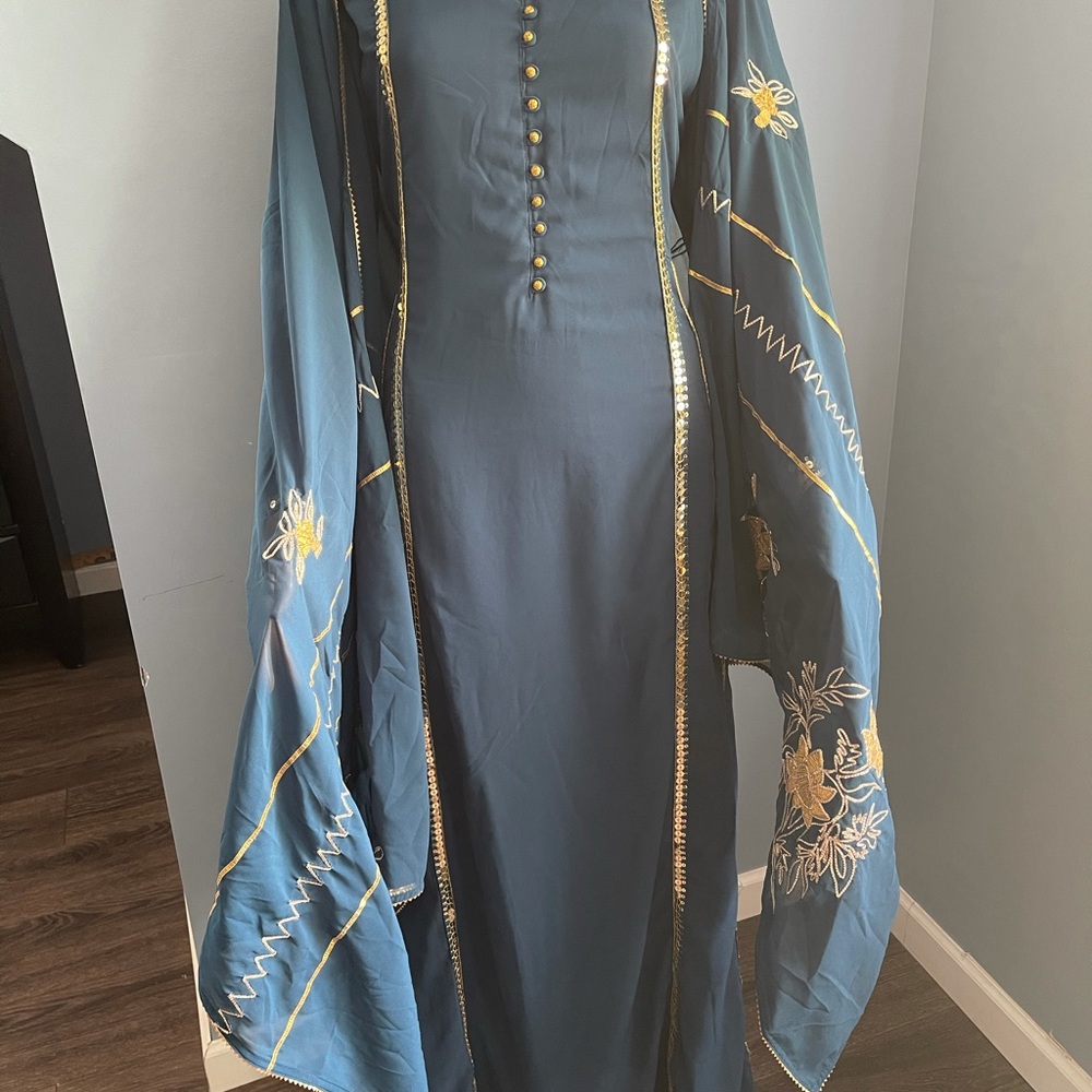 Indianoutfits - Picture 2 of 4